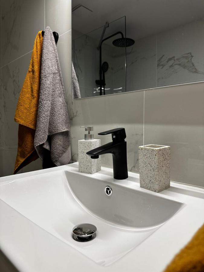 Jp Luxury Apartment In Citycenter Xanthi Exterior foto