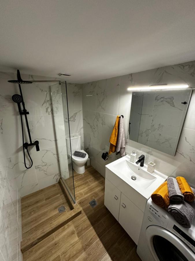 Jp Luxury Apartment In Citycenter Xanthi Exterior foto